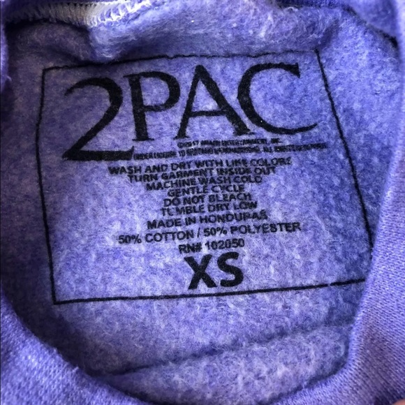 NWT $49 Tupac 2Pac Praying Sweatshirt Sz XS Purple - Picture 3 of 4